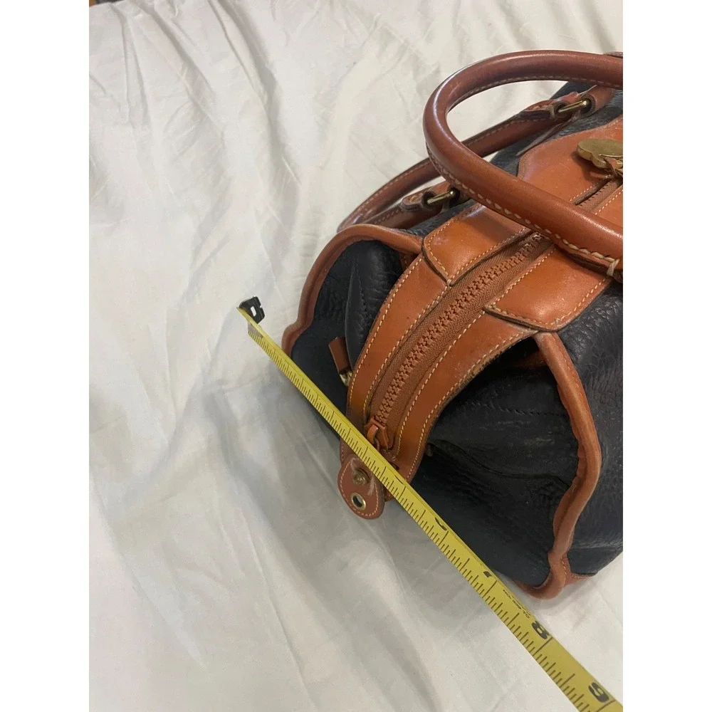 Dooney Bourke Black Barrel Speedy Satchel Doctor Bag All Weather Leather Vintage